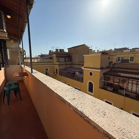 Vaticano-metro A 1 Min, Urban Rooftop Apartment *