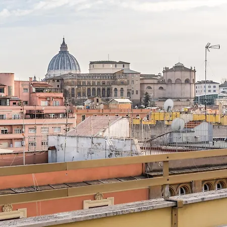 Vaticano-metro A 1 Min, Urban Rooftop Apartment *